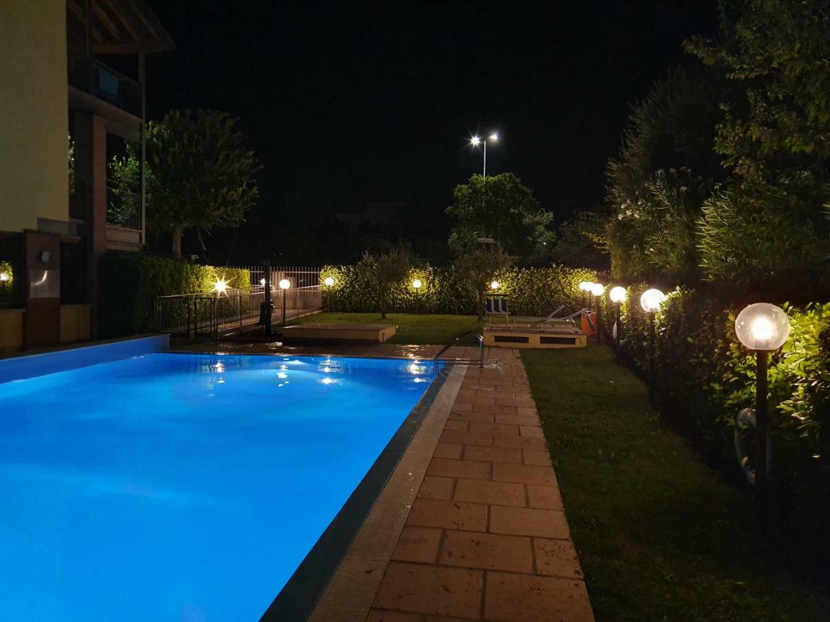 Garda Felice Apartment Desenzano del Garda Exterior foto